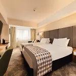 - Times By Ihg Bucareste
