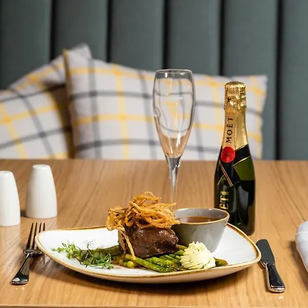 - Times By Ihg Bukarest