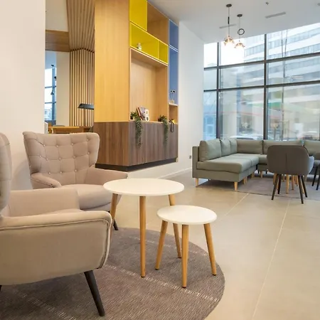 - Times By Ihg 酒店