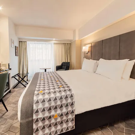 - Times, An Ihg 4* Bucharest