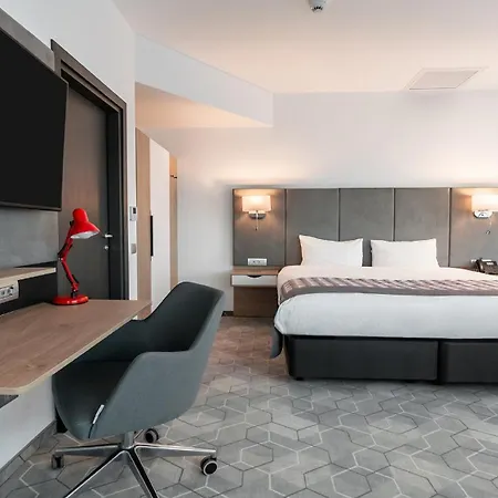 - Times By Ihg ホテル ブカレスト