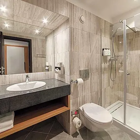 - Times By Ihg Hotel Bucarest