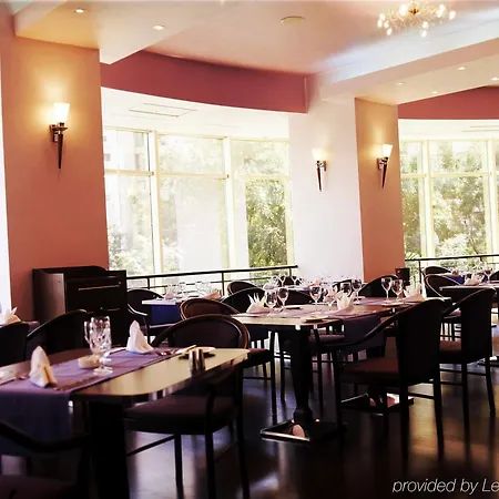 - Times By Ihg Hotel Bucharest