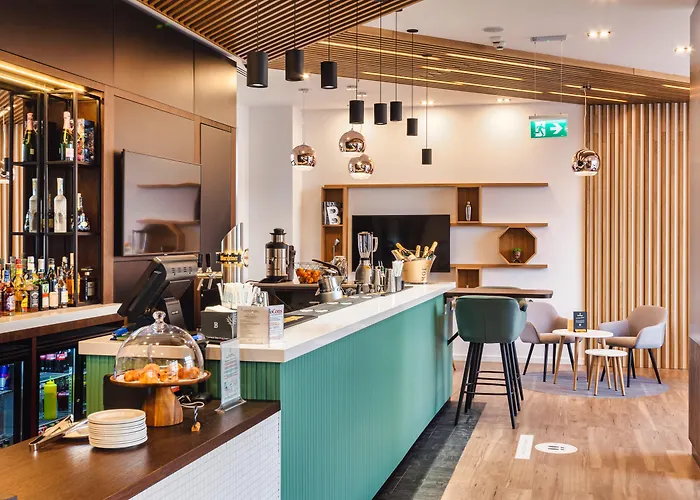 - Times By Ihg Ξενοδοχείο 4*