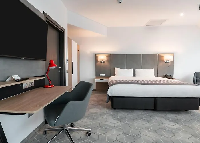 - Times By Ihg 酒店 布加勒斯特