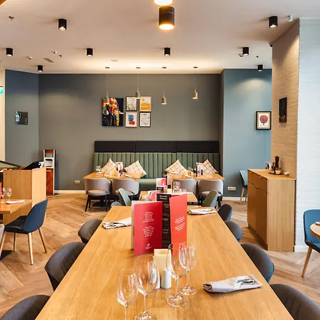 - Times By Ihg מלון