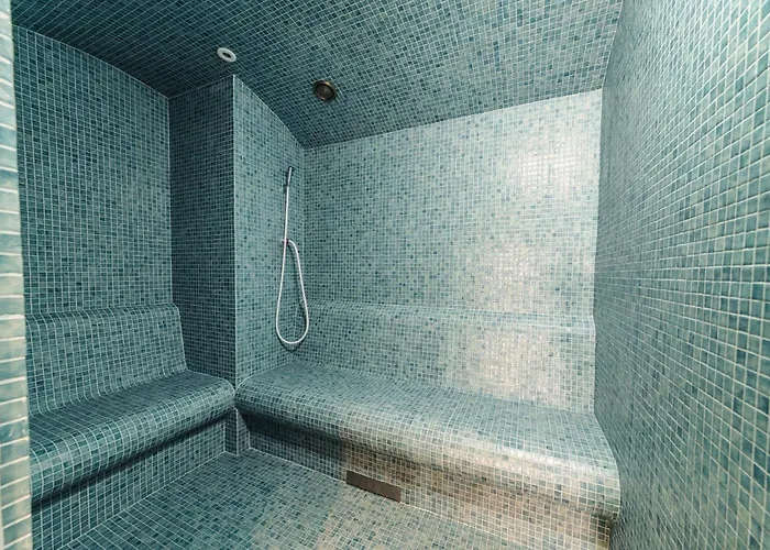 - Times By Ihg 4* Bucharest