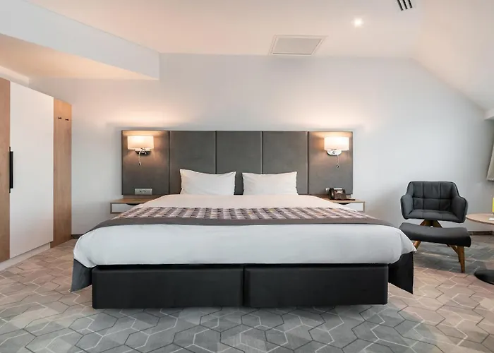 - Times By Ihg 4*